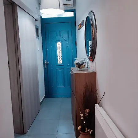 Kastro House *