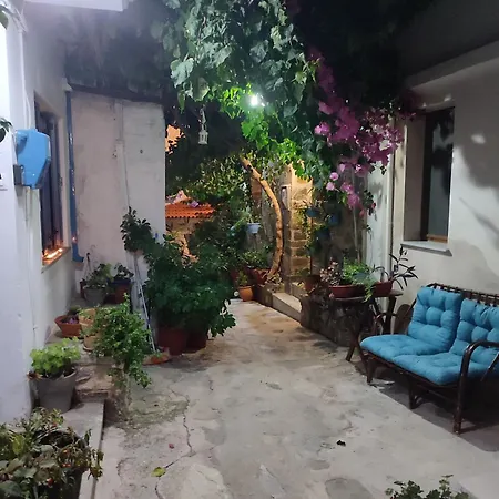 Case de vacanță Kastro House