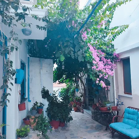 Kastro House Case de vacanță