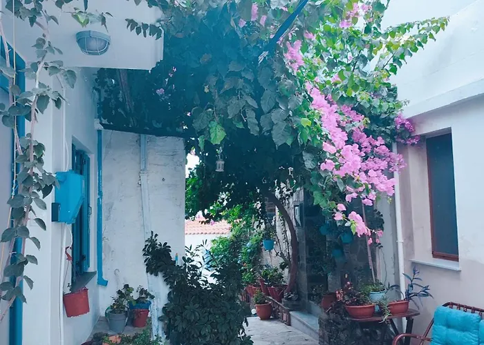 Kastro House Holiday home