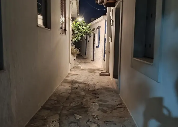 Kastro House Holiday home